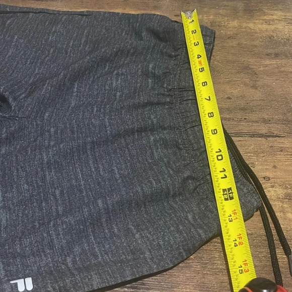 Fila women’s joggers grey size XS. Size tag wore off. - Picture 3 of 5